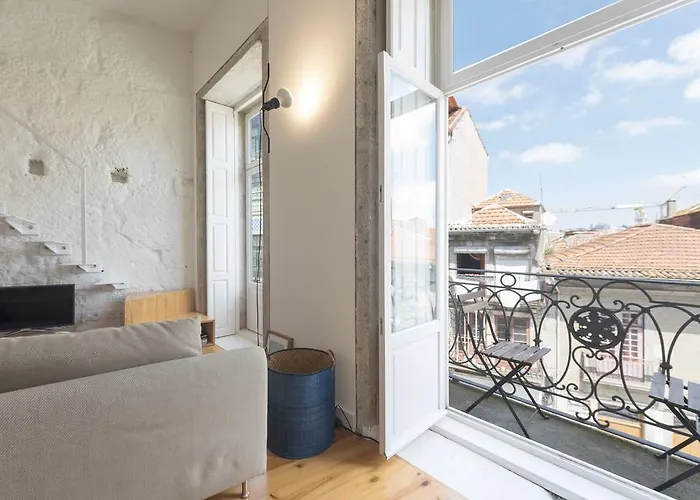 Lovelystay - Cativo Mezzanine Apartman Porto