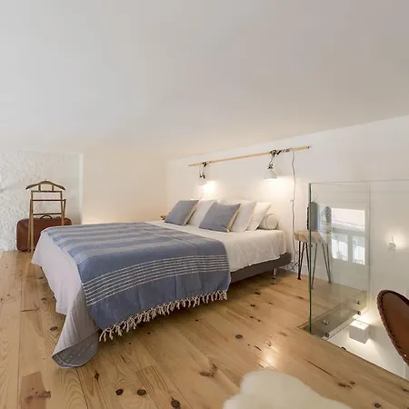Lovelystay - Cativo Mezzanine Porto