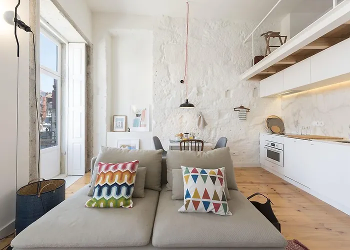 Lovelystay - Cativo Mezzanine * Порту