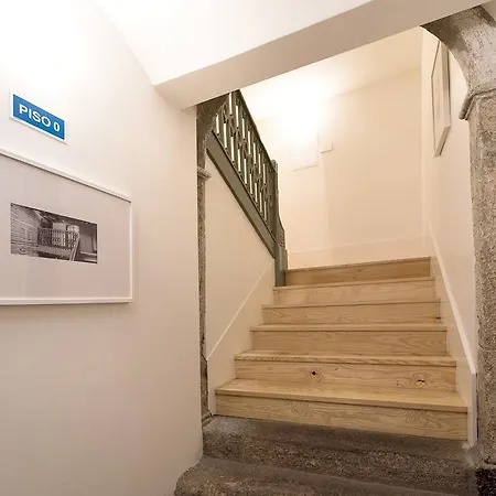Lovelystay - Cativo Mezzanine Apartment *